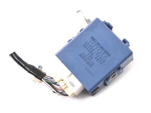 Used Electronic module Electronic module TOYOTA AURIS (_E15_) 1.6 (ZRE151_, ZRE151R) (124 hp) 33345460 33345460