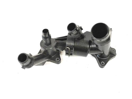 Used Thermostat housing BMW X3 (G01, F97, G08) xDrive 30 d (265 hp) 30218881