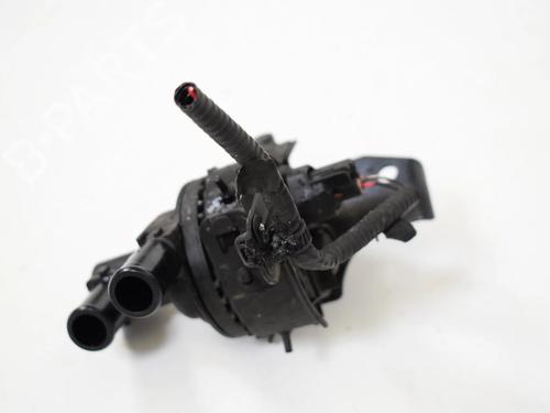 Used Auxiliary water pump Auxiliary water pump LEXUS RC (_C1_) 300h (AVC10_, AVC10R) (223 hp) 33369470 33369470