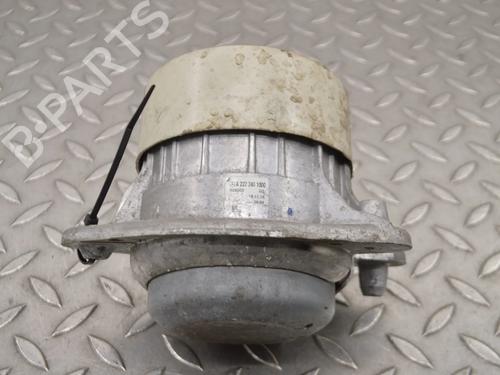 Used Engine mount BMW 3 Gran Turismo (F34) 320 d xDrive (190 hp) 30282432