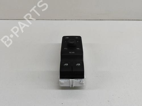 venstre-fortil-elrude-kontakt-vw-id3-e11-e12-2019-33363236 main image