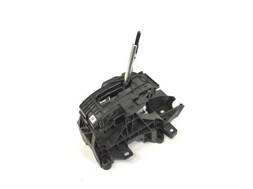 Used Gear lever Gear lever TOYOTA C-HR (_X1_) 1.8 Hybrid (ZYX10_, ZYX11_) (98 hp) 33348000 33348000