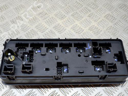 Fuse box LAND ROVER DISCOVERY V (L462) 3.0 Td6 4x4 | BP8840809E1 