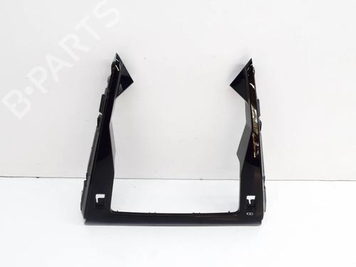 Midtkonsoll PEUGEOT 208 II (UB_, UP_, UW_, UJ_) e-208 (136 hp) 28430574