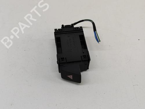 warning-switch-lexus-ux-_aa1_-_ah1_-_ma1_-2018-28432464 main image