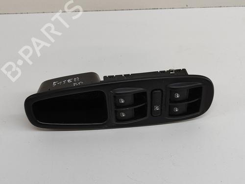 Used Right front window switch FIAT 500L (351_, 352_) 1.4 (199LYB1B) (95 hp) 26500460