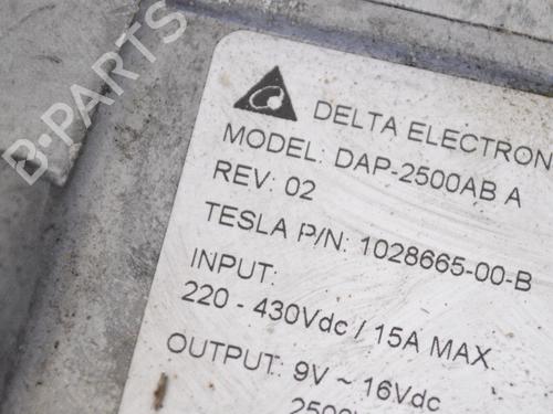 Inverter/Converter TESLA MODEL S (5YJS) 70D AWD | BP36043818M119  - Image 5