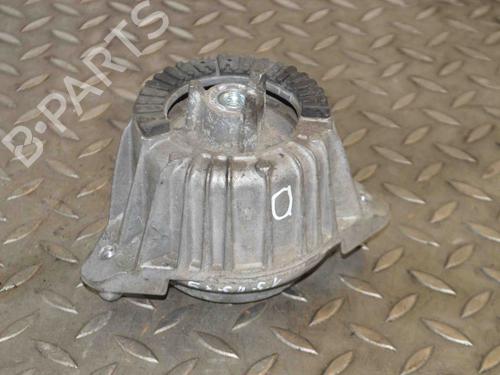 Used Engine mount MERCEDES-BENZ CLS (C218) CLS 350 CDI / d (218.323) (265 hp) 30221414
