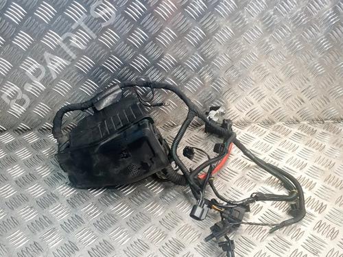 Used Fuse box Fuse box VOLVO XC60 I SUV (156) D4 (190 hp) 6767741 6767741