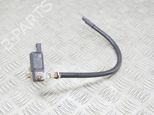 Kabel TESLA MODEL S (5YJS) 70D AWD (525 hp) 14647739