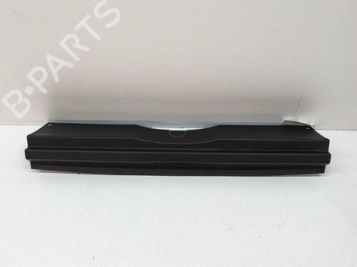 Used Tailgate trim CITROËN C5 AIRCROSS (A_) 1.2 PureTech 130 (ARHNSJ) (131 hp) 28551392
