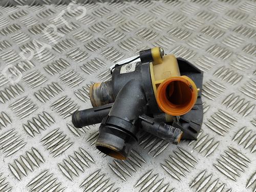 Used Thermostat housing Thermostat housing LAND ROVER DISCOVERY V (L462) 3.0 Td6 4x4 (258 hp) 33376659 33376659