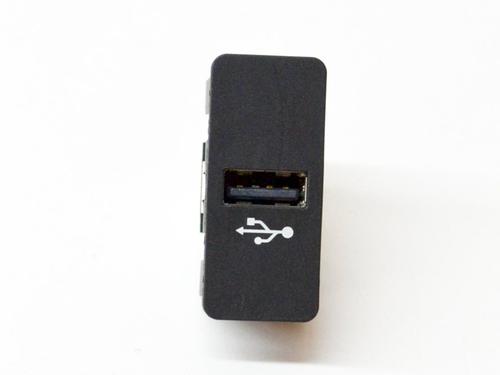Used Electronic module BMW 2 Coupe (F22, F87) 220 d (184 hp) 8412332