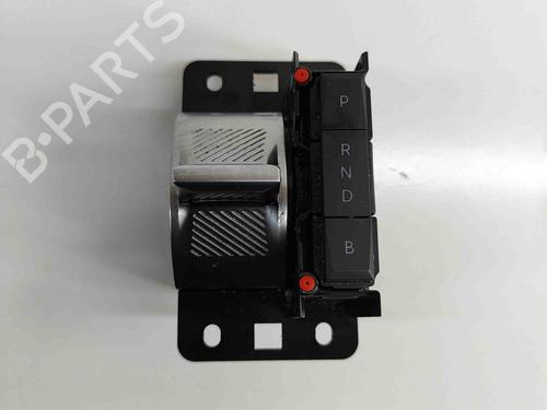 Used Gear lever PEUGEOT 2008 II (UD_, US_, UY_, UJ_, UR_, UC_) e-2008 (UKZKWZ) (156 hp) 27788476
