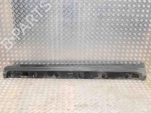 Used Left sideskirt LAND ROVER RANGE ROVER III (L322) 4.4 4x4 (299 hp) 28101410