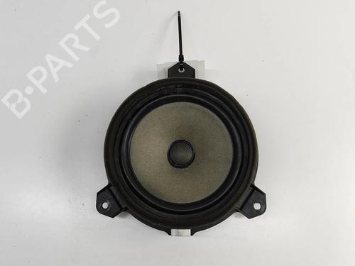 Used Speaker TOYOTA YARIS (_P13_) 1.3 (NSP130_, NSP130) (95 hp) 26733503