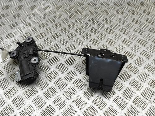 Used Tailgate lock Tailgate lock VOLVO V60 II (225) B6 Mild-Hybrid AWD (299 hp) 33382748 33382748