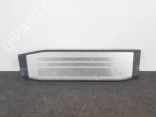 Used Step Step TOYOTA HILUX VII Pickup (_N1_, _N2_, _N3_) 3.0 D-4D 4WD (KUN26) (171 hp) 14610257 14610257