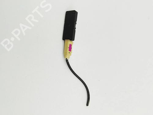 Antenne/Base AUDI Q4 E-TRON SUV (F4B) 45 | BP36953060C140 - Image 3