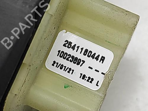 Right front window switch OPEL VIVARO B Bus (X82) 1.6 CDTI (06) | BP31951377I26