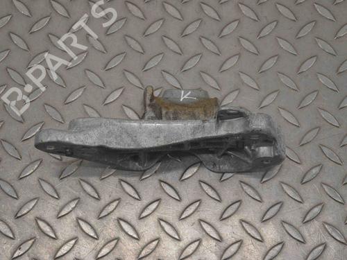 Used Support PEUGEOT 3008 II SUV (MC_, MR_, MJ_, M4_) 1.2 THP/ PureTech 130 (MRHNSM, MRHNSU, MRHNSJ, MRHNYW,... (131 hp) 30268547