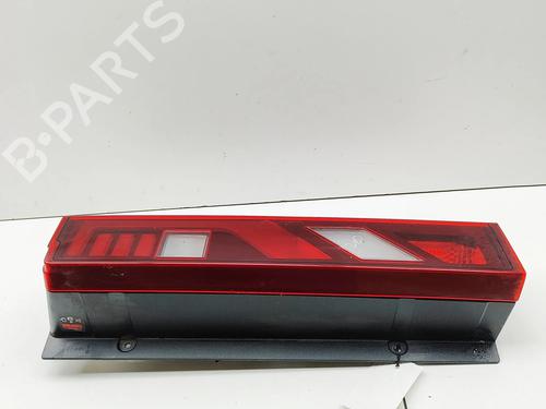 Farolim direito Farolim direito RENAULT MASTER III Van (FV) 2.3 dCi 130 FWD (FV0M, FV0Y, FV0J, FV02, FV03) (130 hp) 39655988 39655988