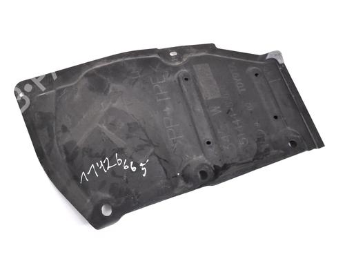 other-toyota-auris-_e18_-2012-2013-2014-2015-2016-2017-2018-2019-33348596 main image