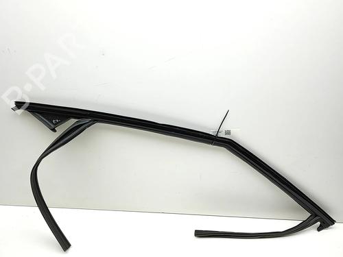 Used Door moulding trim Door moulding trim POLESTAR POLESTAR 2 (534) EV (224 hp) 36507437 36507437