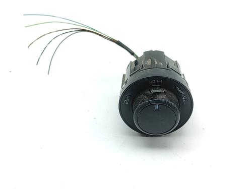 switch-isuzu-d-max-ii-tfr-tfs-2012-33384291 main image