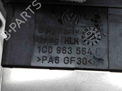 Przełącznik VW NEW BEETLE Convertible (1Y7) 2.5 | BP23865414I30