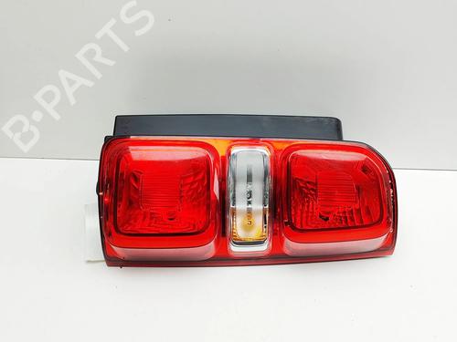 Used Right taillight Right taillight OPEL VIVARO C Van (K0) 2.0 (122 hp) 33392467 33392467
