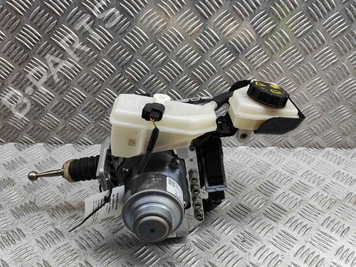 Used Servo brake VOLVO XC60 II (246) B5 Mild-Hybrid (250 hp) 28432439