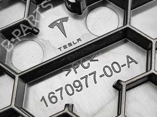 Módulo eletrónico TESLA MODEL Y (5YJY) EV Performance All-wheel Drive | BP27789769M83 