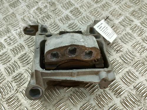 Used Engine mount Engine mount MAZDA CX-5 (KE, GH) 2.2 D AWD (KE2AW) (150 hp) 30130635 30130635