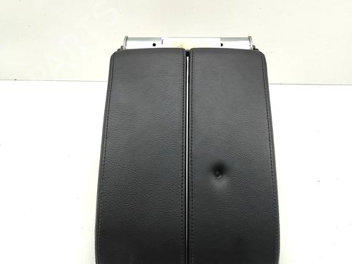 Used Armrest / Center console Armrest / Center console VW TOUAREG (7P5, 7P6) 3.0 V6 TDI (262 hp) 33400512 33400512