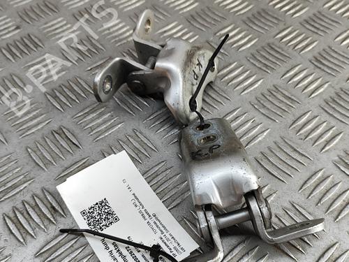 Hinge/Door check strap TOYOTA PRIUS (_W3_) 1.8 Hybrid (ZVW3_) | BP28811910C146 