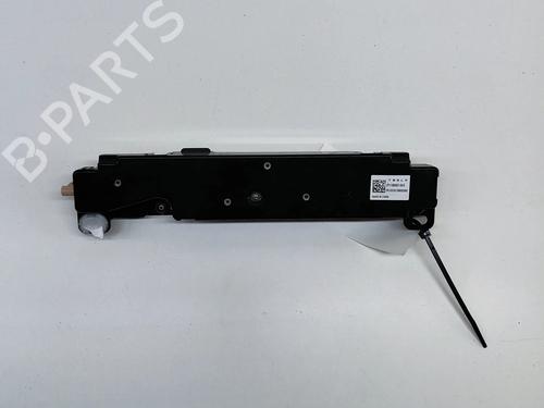 electronic-module-tesla-model-y-5yjy-2019-33360927 main image