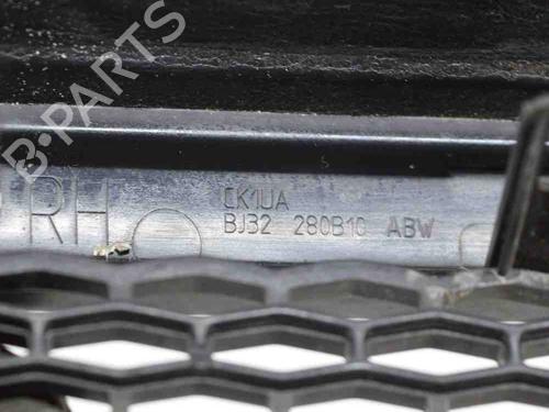 Front right wheel arch trim LAND ROVER RANGE ROVER EVOQUE (L538) 2.0 D 4x4 | BP14644615C135