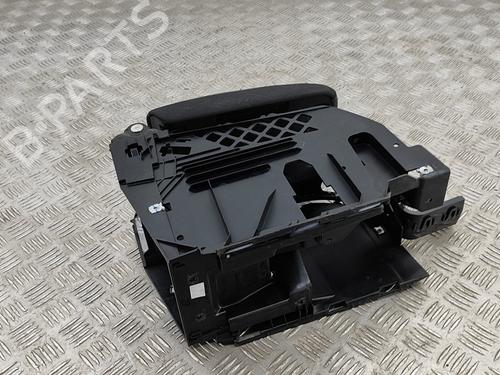 Armrest / Center console VW GOLF VI (5K1) 2.0 TDI | BP22620660I20 