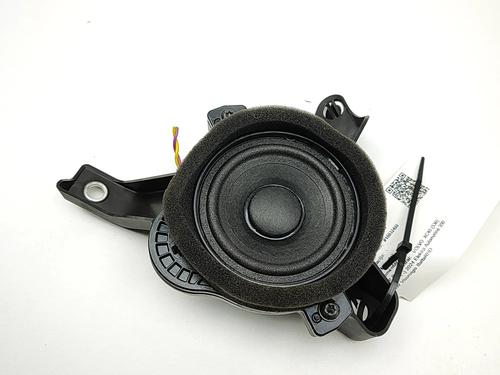 speaker-volvo-xc40-536-2017-36415563 main image