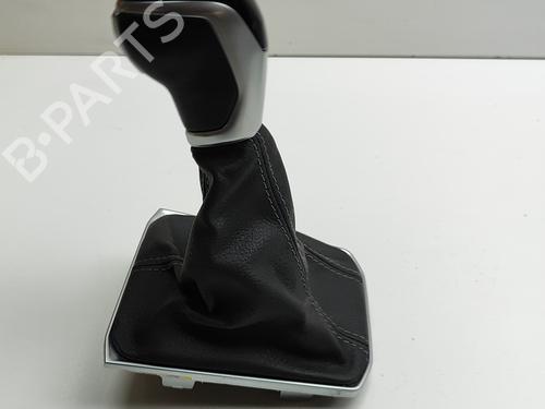 Used Shift knob Shift knob 39258560 39258560