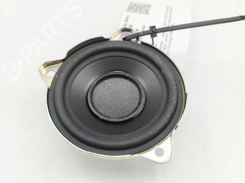 Speaker LAND ROVER DEFENDER Station Wagon (L663) P525 4x4 | BP32525623E2