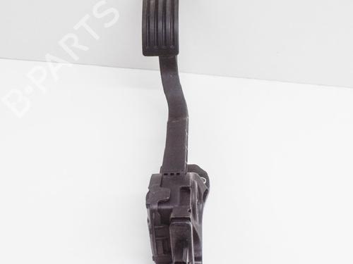 Used Pedal VOLVO V40 Hatchback (525) D4 (177 hp) 6767966
