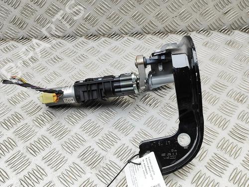 Used Hinge/Door check strap Hinge/Door check strap 39381498 39381498
