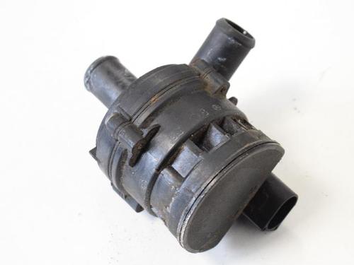 Used Auxiliary water pump MERCEDES-BENZ CLS (C219) CLS 320 CDI (219.322) (224 hp) 30207328