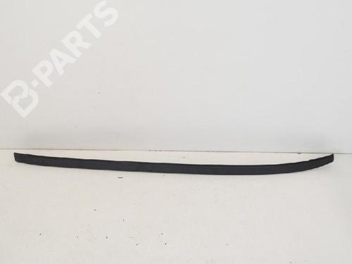 Used Roof bars Roof bars VOLVO XC60 I SUV (156) D5 AWD (205 hp) 6738665 6738665