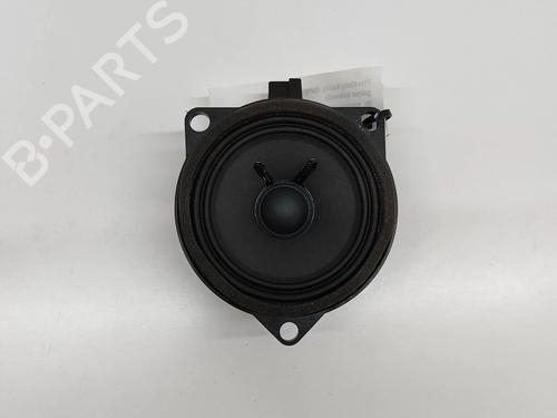 speaker-polestar-polestar-2-534-2019-28590202 main image
