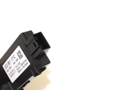 Electronic module VW PASSAT B6 (3C2) 2.0 TDI 16V | BP30208452M83