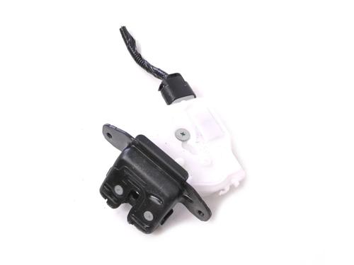 Used Tailgate lock TOYOTA AURIS (_E18_) 1.8 Hybrid (ZWE186_, ZWE186R) (136 hp) 30211708