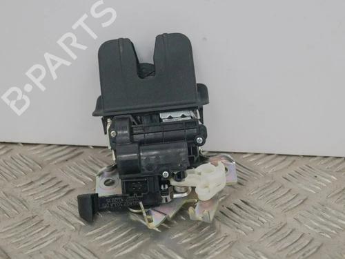 Used Tailgate lock AUDI A4 B9 (8W2, 8WC) 2.0 TFSI (190 hp) 6734468
